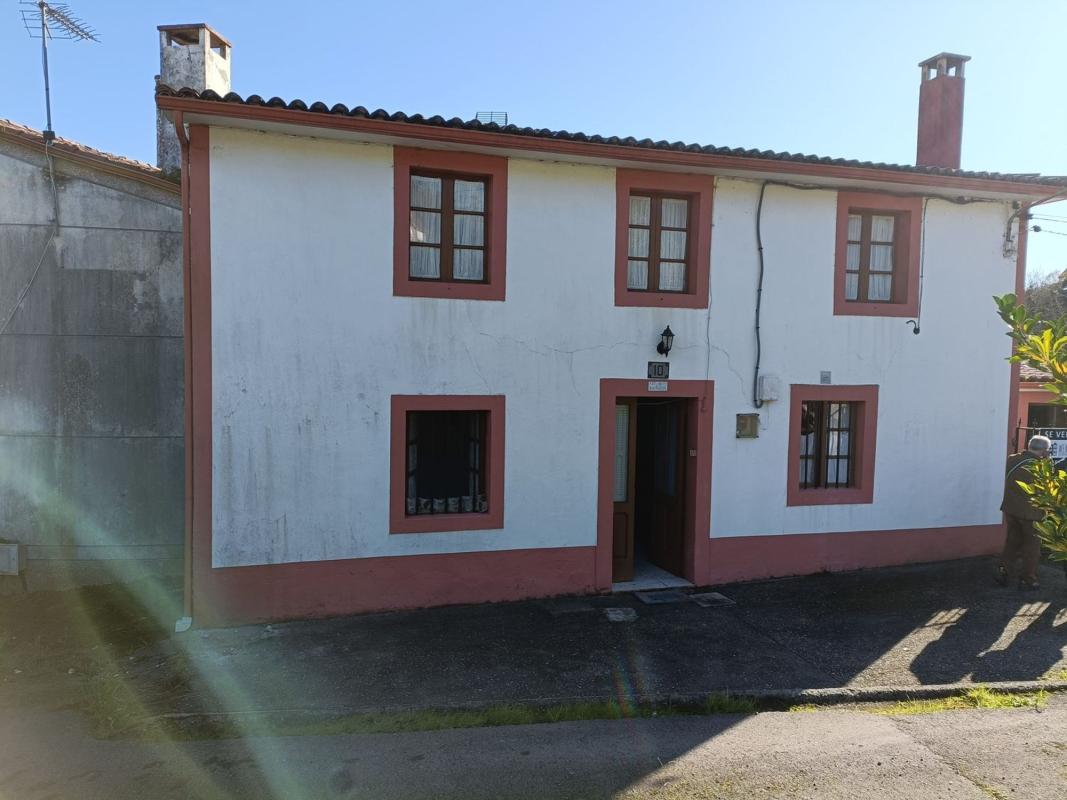 Venta de chalet adosado en  Coiroa , Oza-Cesuras photo 4