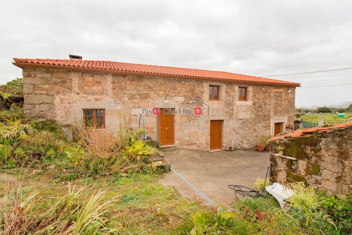 Properties for sale and rent in Spain photo 1