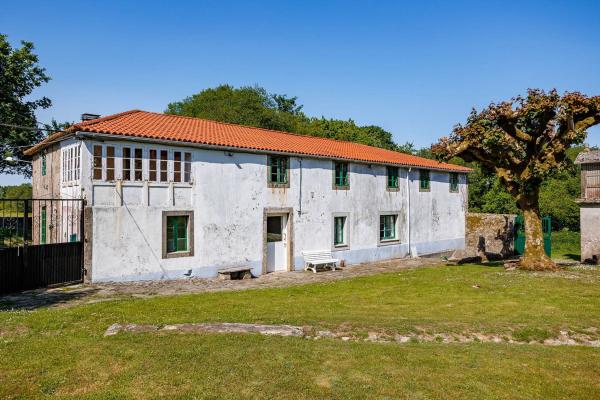 Casa rural en avenida Castellana thumbnail 2