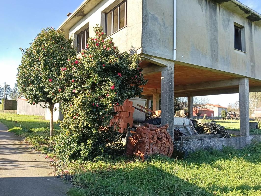 Venta de chalet independiente en A Raia, Curtis
photo 1