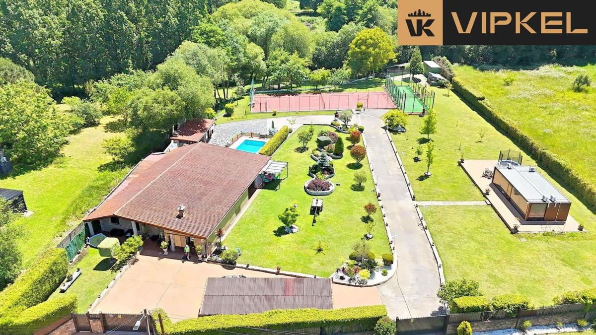 Venta de chalet independiente en VILLADESUSO, Betanzos
photo 2