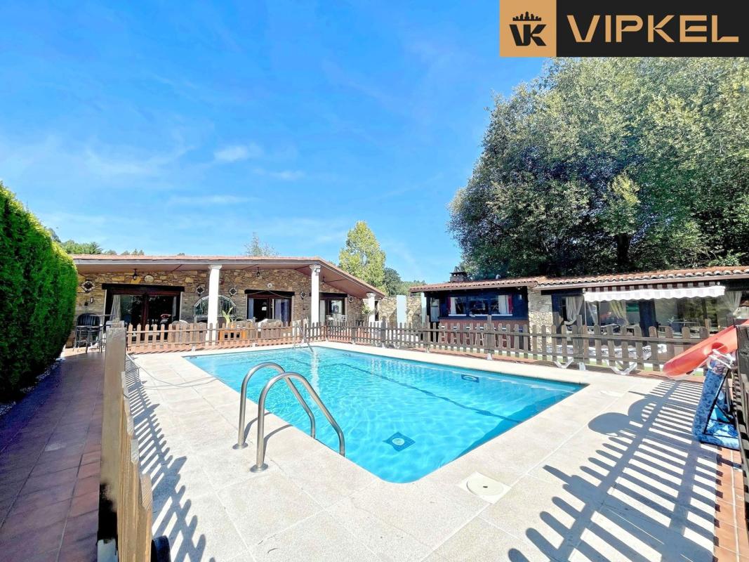 Venta de chalet independiente en VILLADESUSO, Betanzos
photo 3