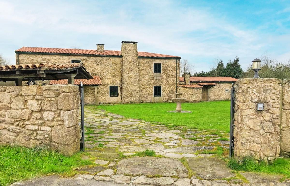 Venta de chalet independiente en Lugar Pedreira, 6, Curtis
 photo 2