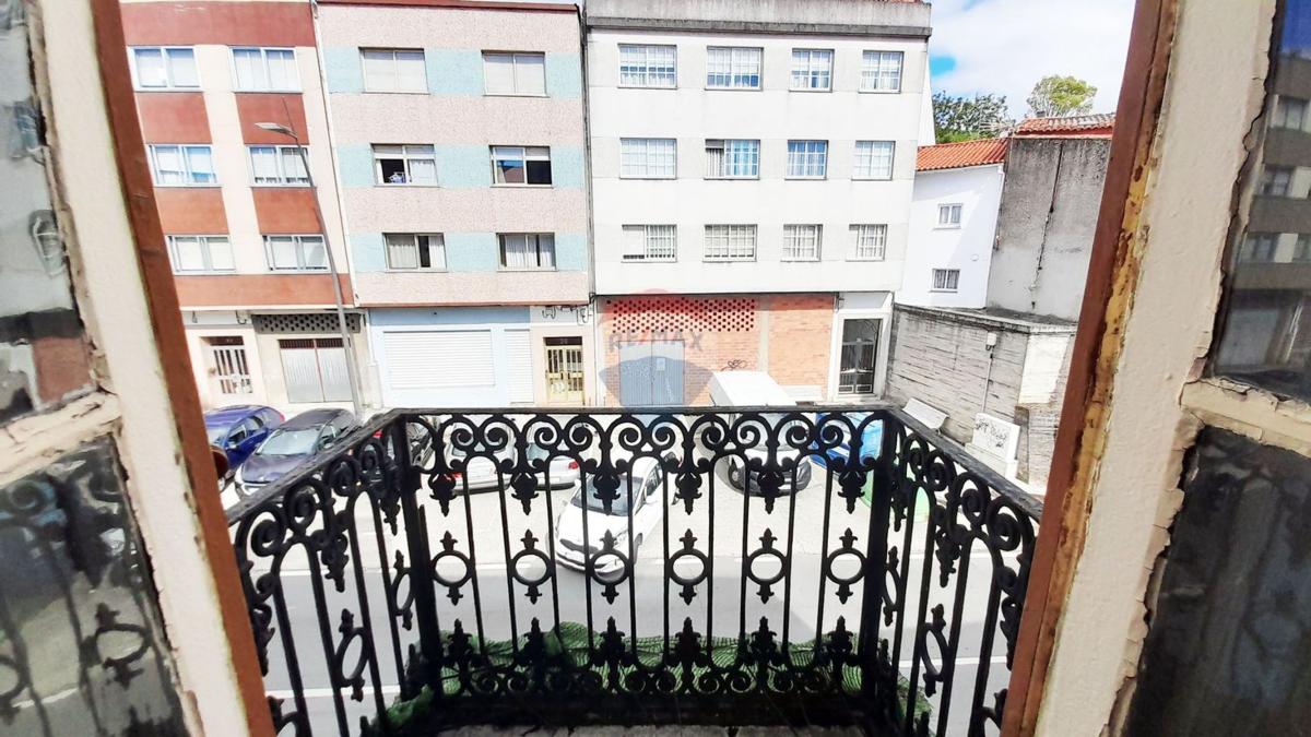 Venta de chalet adosado en Calle Saavedra Meneses, 39 , Betanzos photo 2