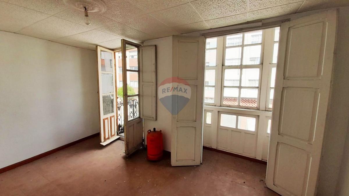 Venta de chalet adosado en Calle Saavedra Meneses, 39 , Betanzos photo 5