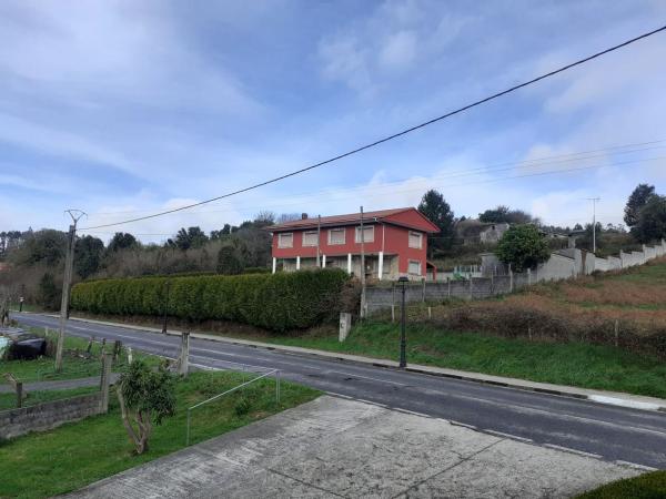 Casa independiente en camino Trasanquelos s/n thumbnail 1