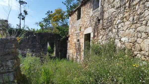 Finca rústica en venta en  Lugar Ribeira, 2 , Oza-Cesuras photo 1