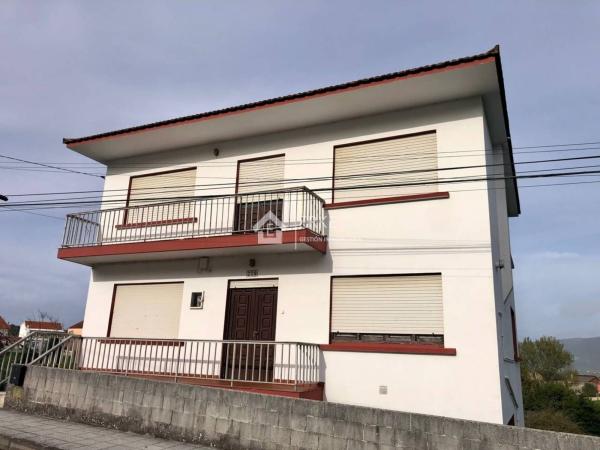 Chalet independiente en venta en Calle LUGAR MIÑARZO, Carnota
 photo 1