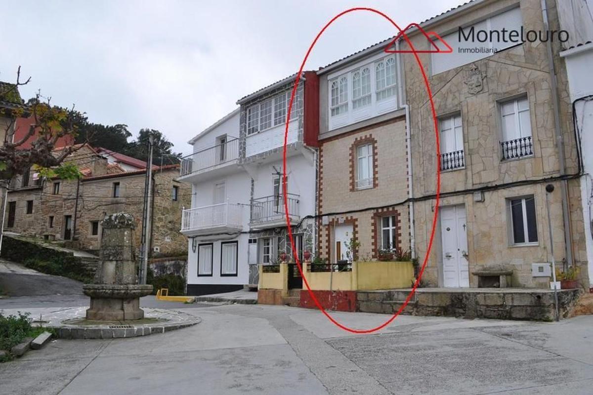 Продажа таунхауса в  Camino Aldea Virxe do , Мурос photo 2