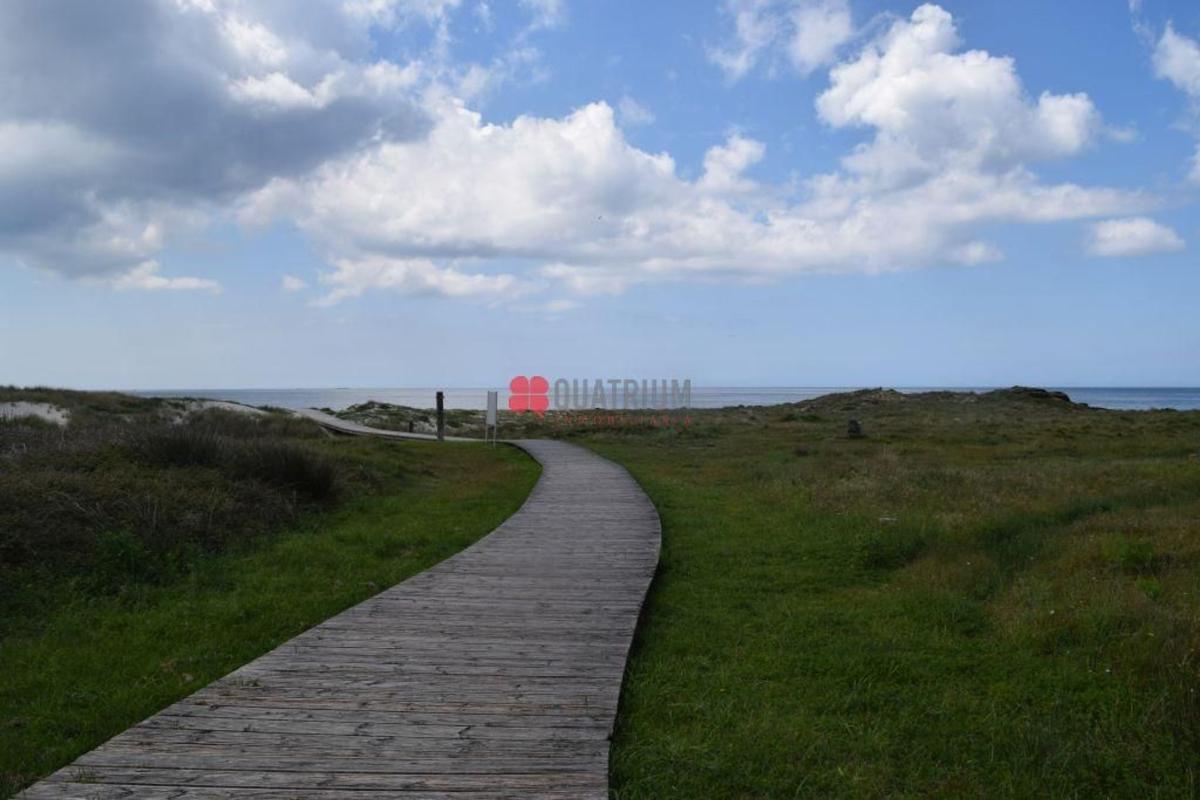 Sprzedaż niezależnego domku jednorodzinnego w Aldea Lariño, Karnota photo 1