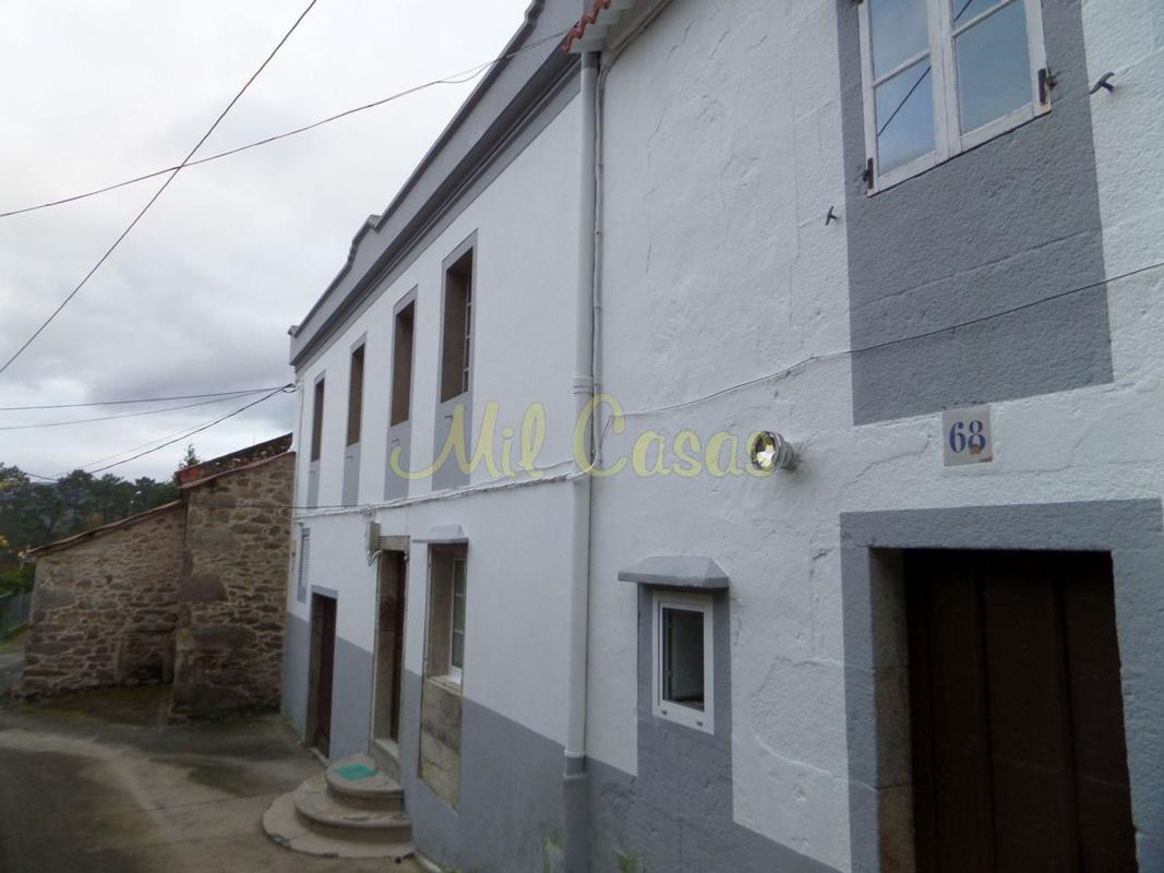 Venta de chalet independiente en Rates s/n, Outes
photo 1