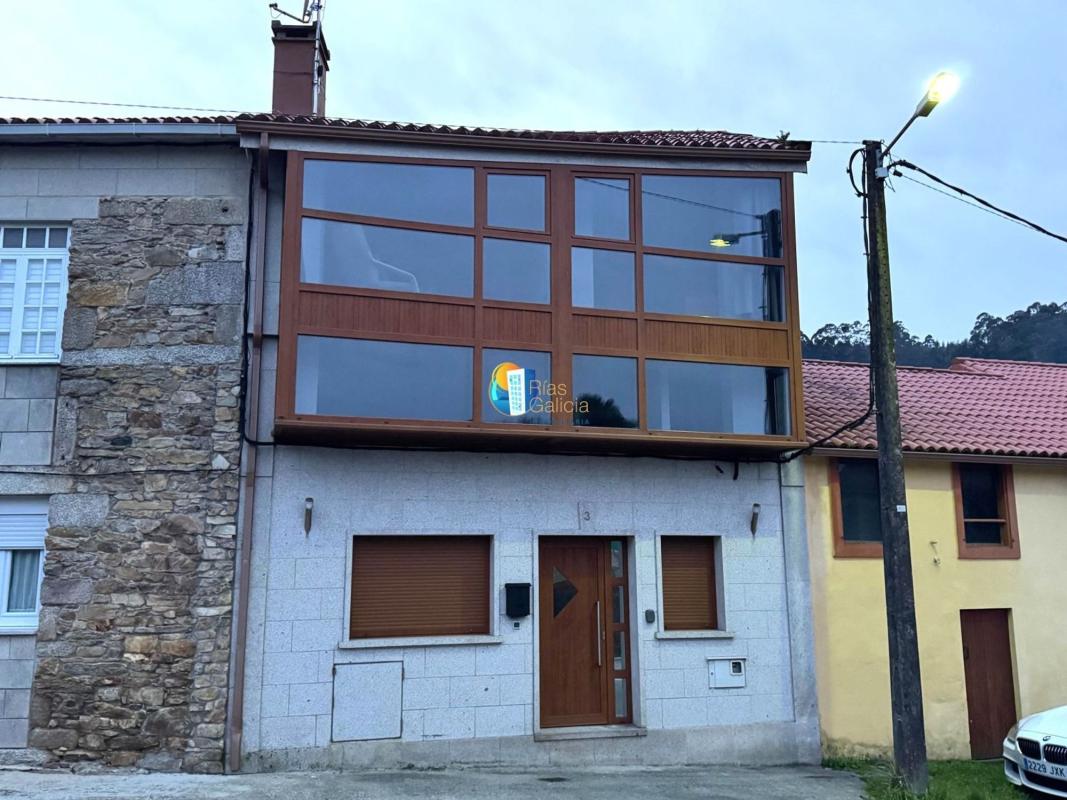 Продажа таунхауса в Lugar Ponte de San Francisco, 7 , Лусаме photo 1