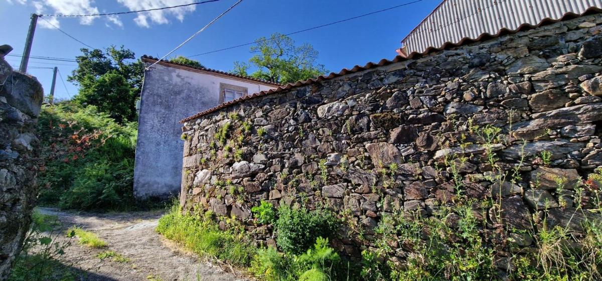 Venta de finca rústica en  Outes , Outes photo 3