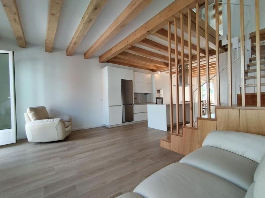 Venta de chalet adosado en  Calle Alexandre Cadarso , Noia photo 2