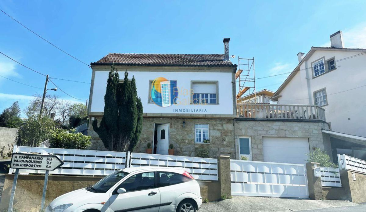 Sprzedaż niezależnego domku jednorodzinnego w Camino Vello, 21, Porto do Son photo 1