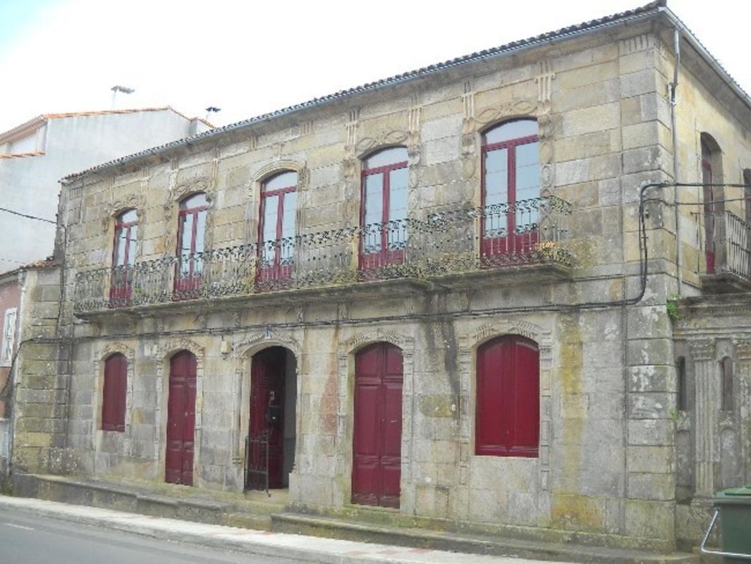 Propiedades en venta y alquiler en España photo 1