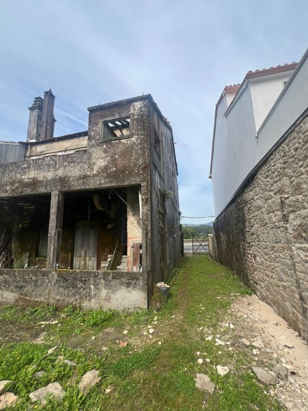 Sale of independent chalet in Escravitude s/n, Padron
photo 4