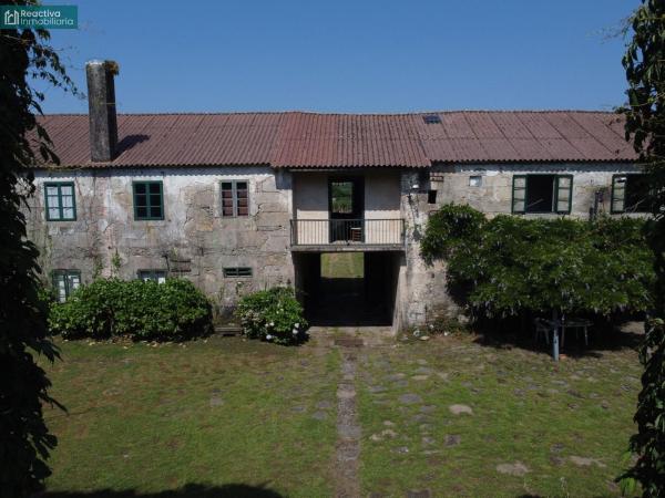 Rustic farm for sale in  PEDREDA , Padron photo 4