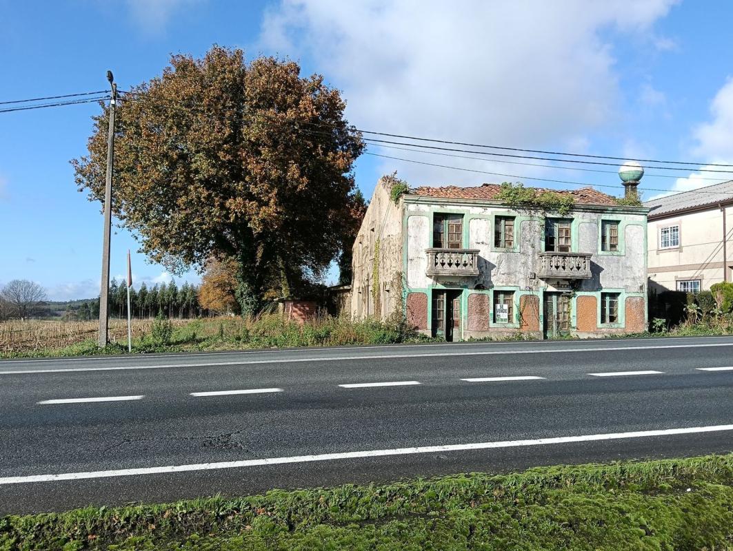 Venta de chalet independiente en Cumbraos, Mesia
photo 2