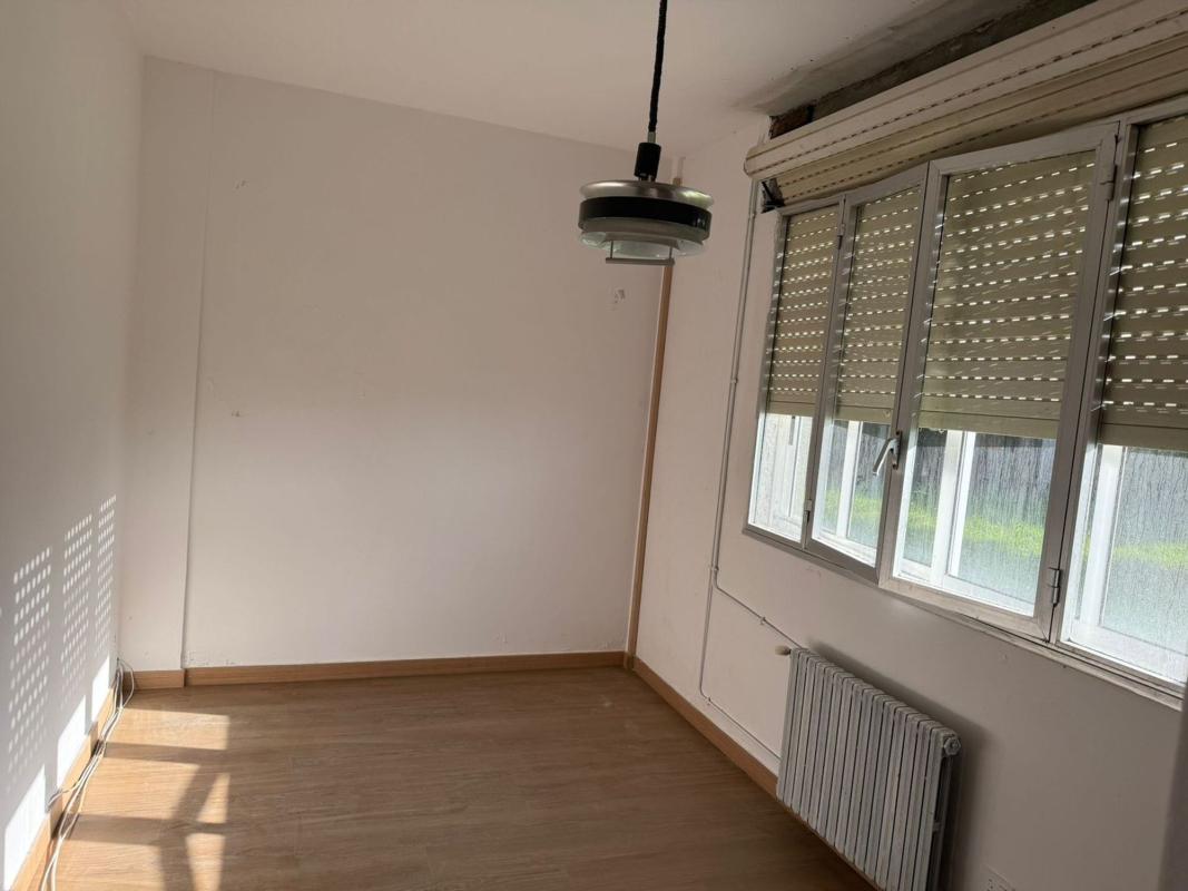 Sprzedaż niezależnego domku jednorodzinnego w Calle Paraíso, 50, Ordes photo 4