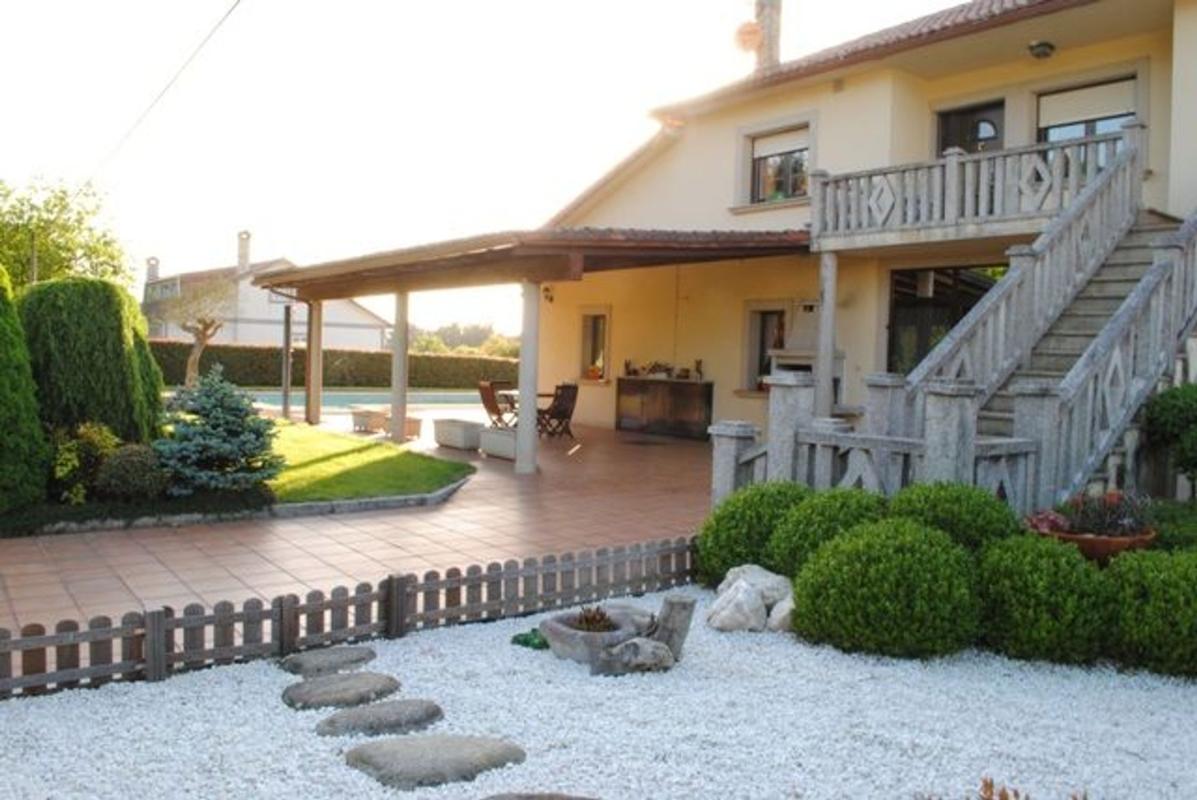 Venta de chalet independiente en Oroso, Oroso
 photo 3
