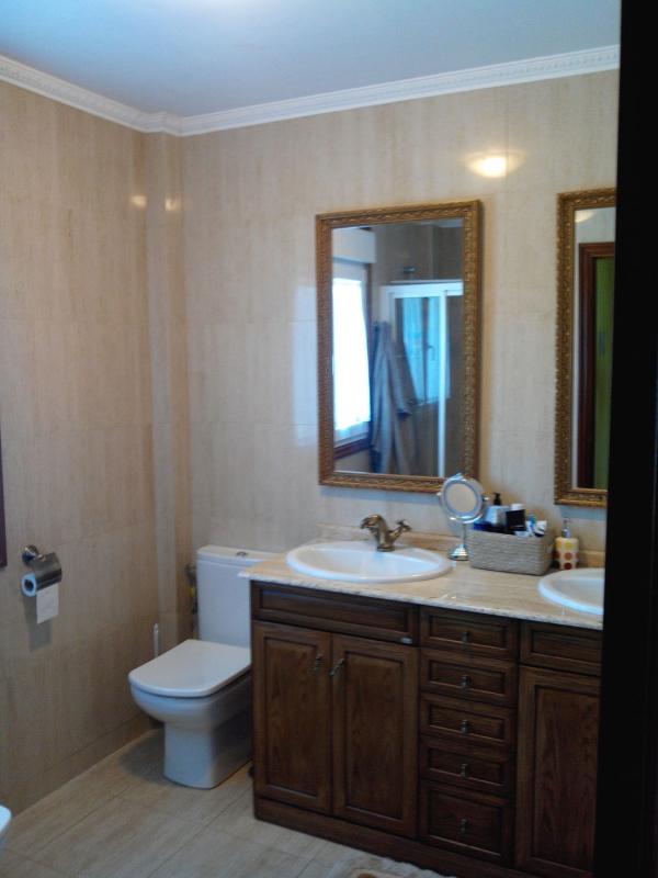Sale of independent chalet in Calle Lago s/n, Cerceda
photo 4