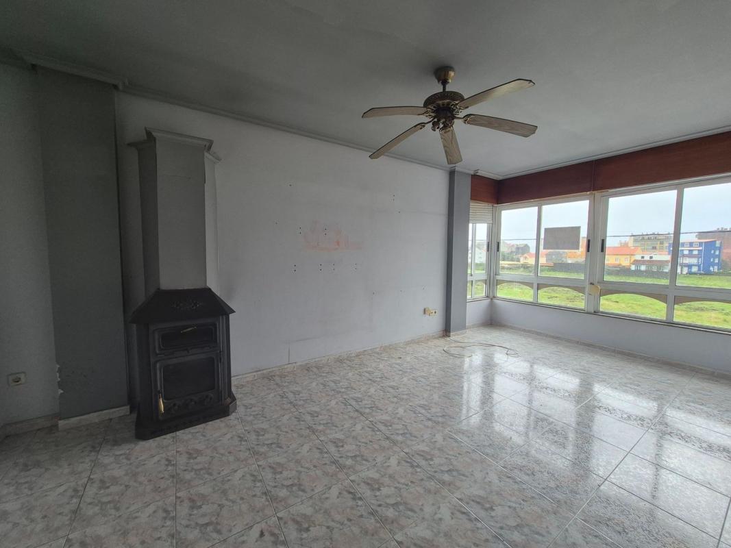 Venta de chalet independiente en PEREZ LUGIN s/n, Cariño
photo 3