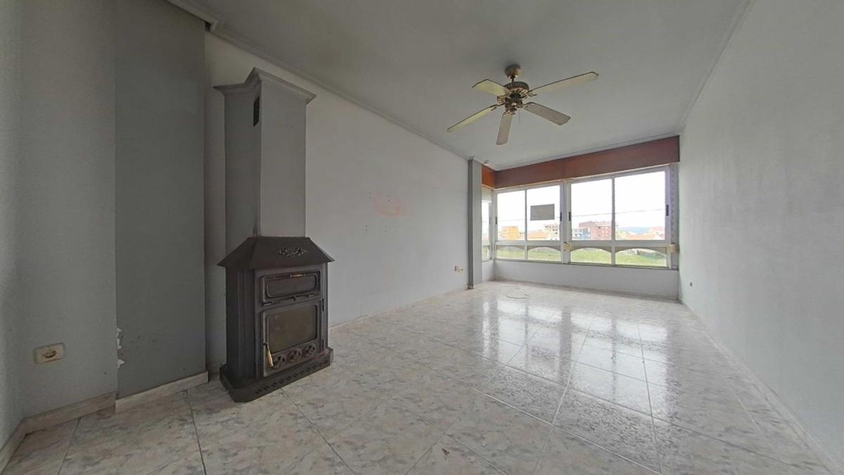 Venta de chalet independiente en Calle Pérez Lugín, Cariño
photo 1