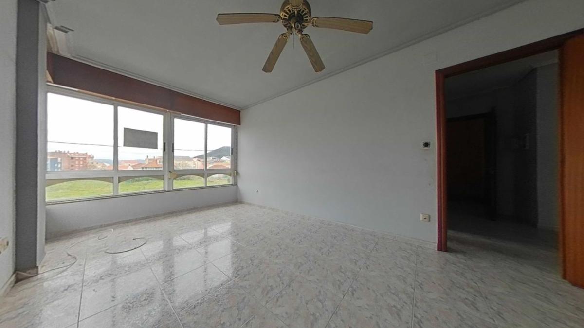 Venta de chalet independiente en Calle Pérez Lugín, Cariño
photo 2