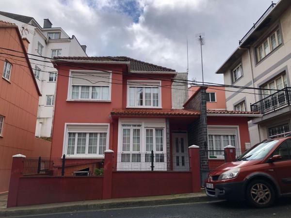 Casa independiente en calle Pardo Bazán, 5 thumbnail 1
