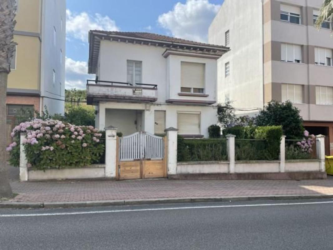 Venta de chalet independiente en Avenida da Penela, 16, Ortigueira
photo 2