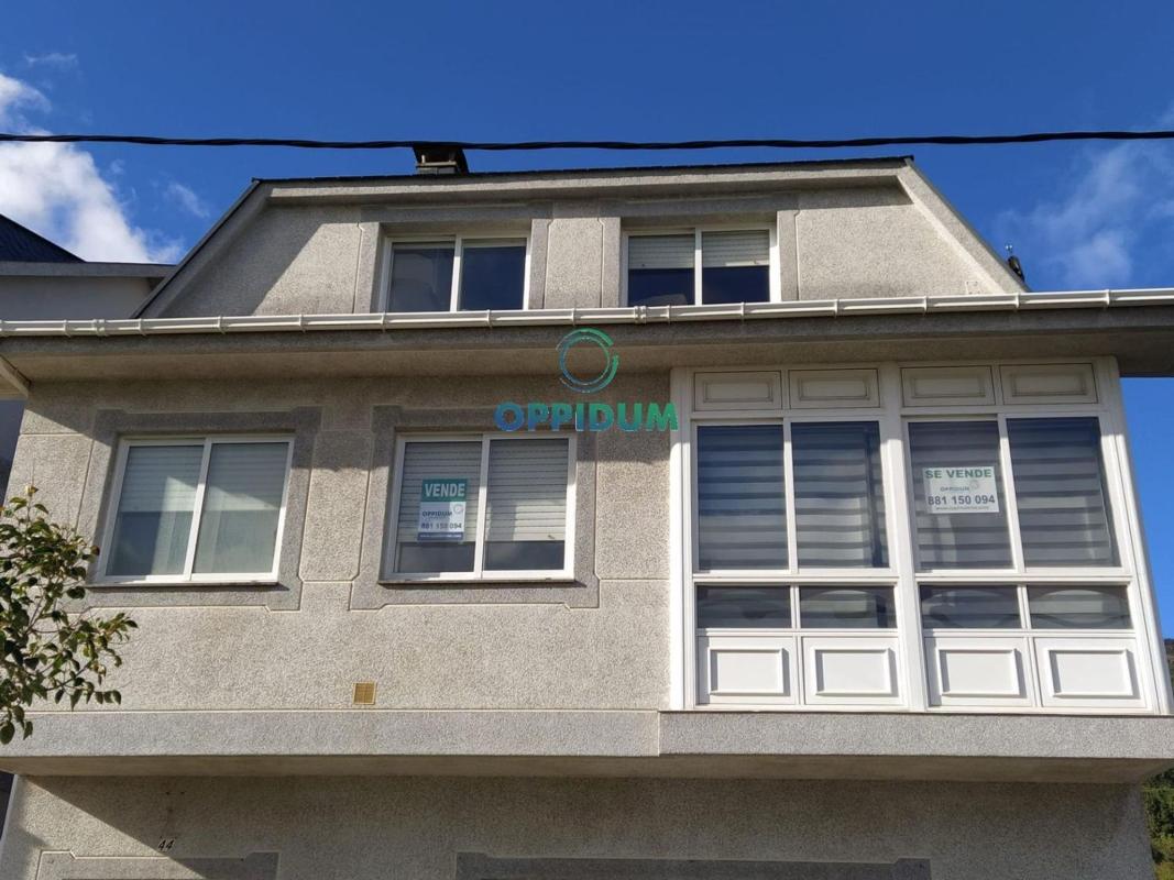 Venta de chalet independiente en Calle Pérez Lugín, Cariño
photo 4