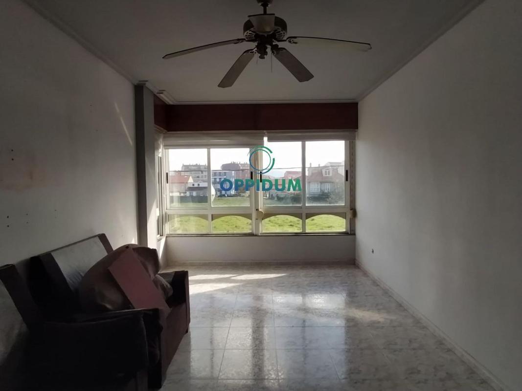 Venta de chalet independiente en Calle Pérez Lugín, Cariño
photo 5