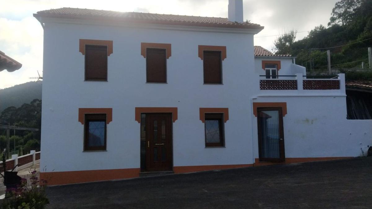 Sale of independent chalet in Lugar Vila, 8, Darling
photo 2