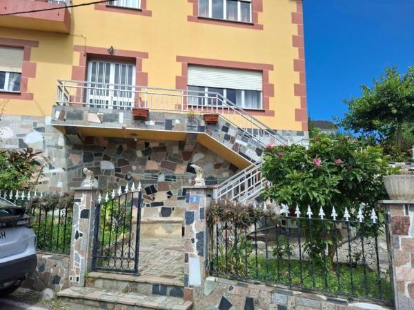 Casa independiente en Lugar Mogor, 1 photo 3