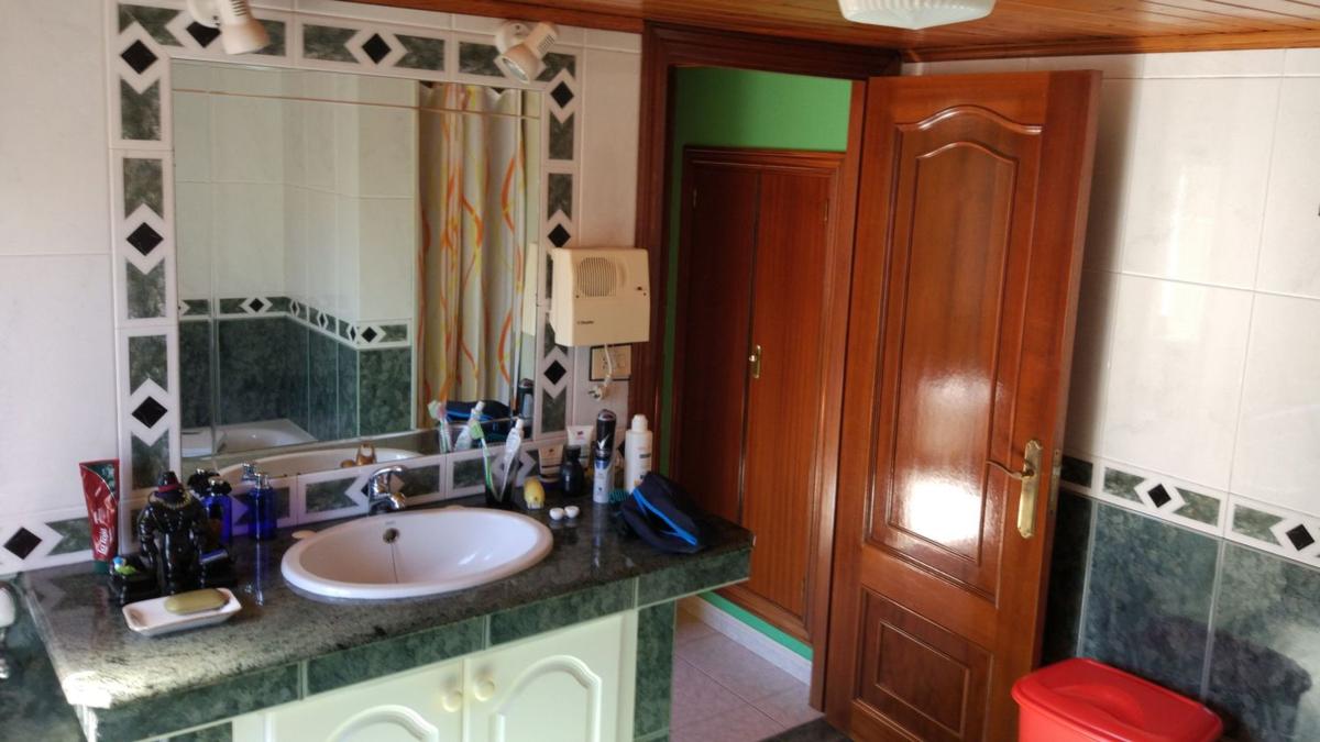 Sale of independent chalet in Casanova, 1, Ortigueira
 photo 3