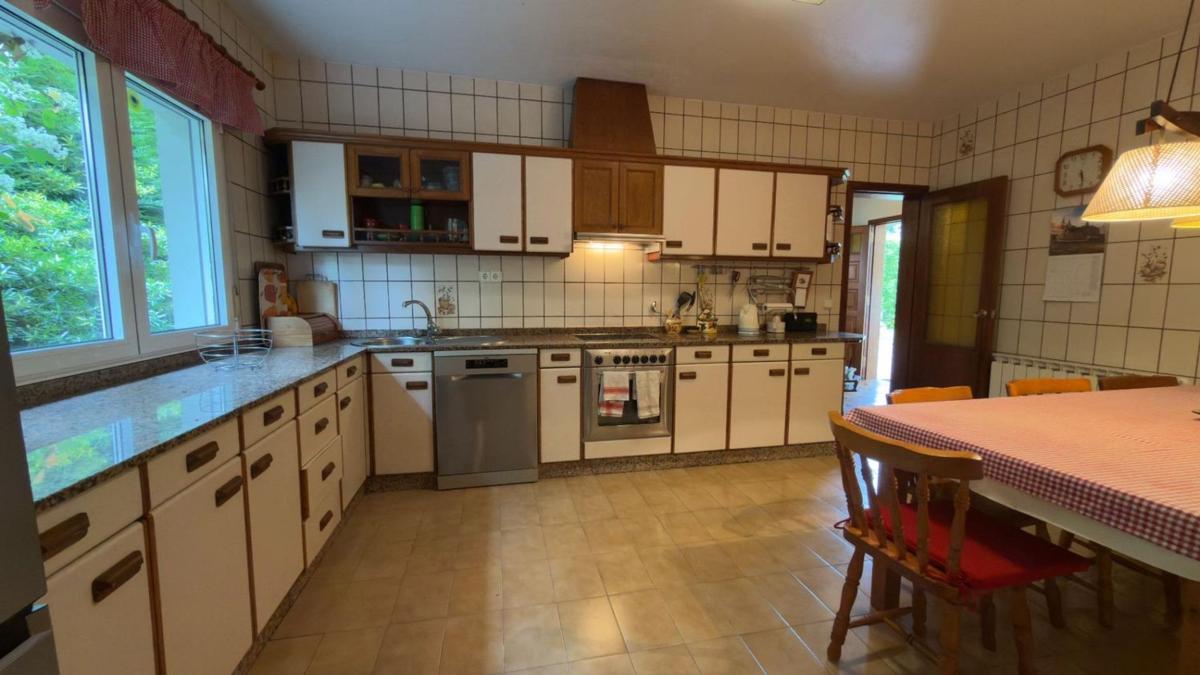 Venta de chalet independiente en Calle Cerdeira, Teo
 photo 4