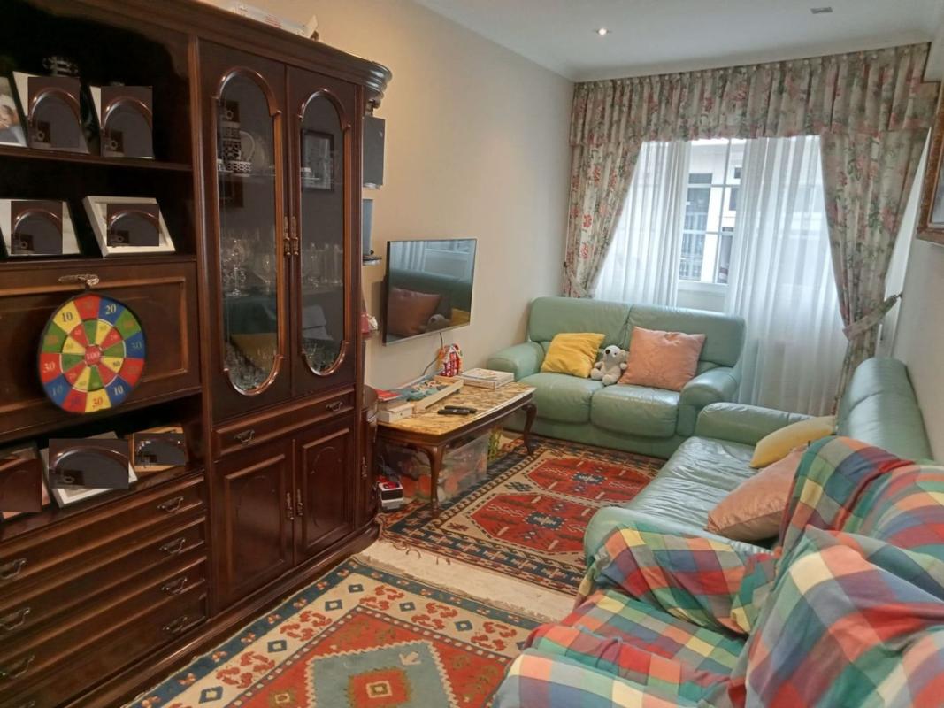 Sale of independent chalet in Calle da Estrada, Santiago de Compostela
photo 1