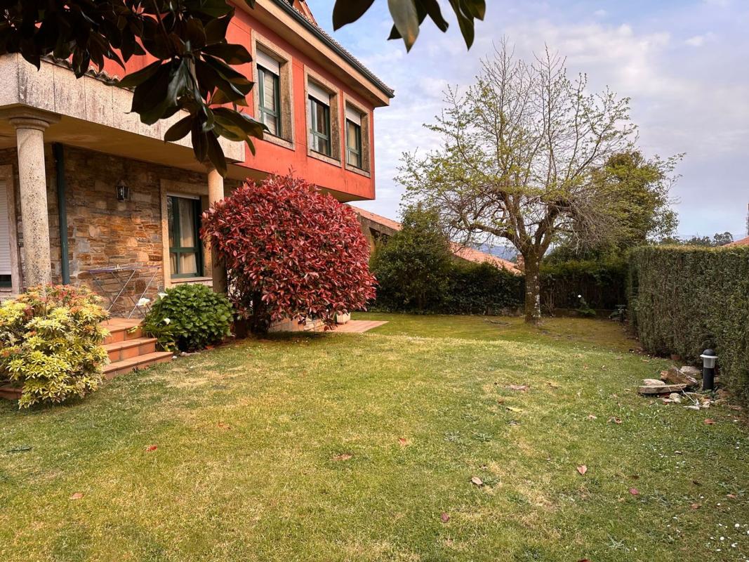 Venta de chalet independiente en Teo, Teo
photo 1