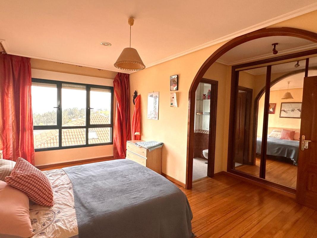 Venta de chalet independiente en Teo, Teo
photo 4