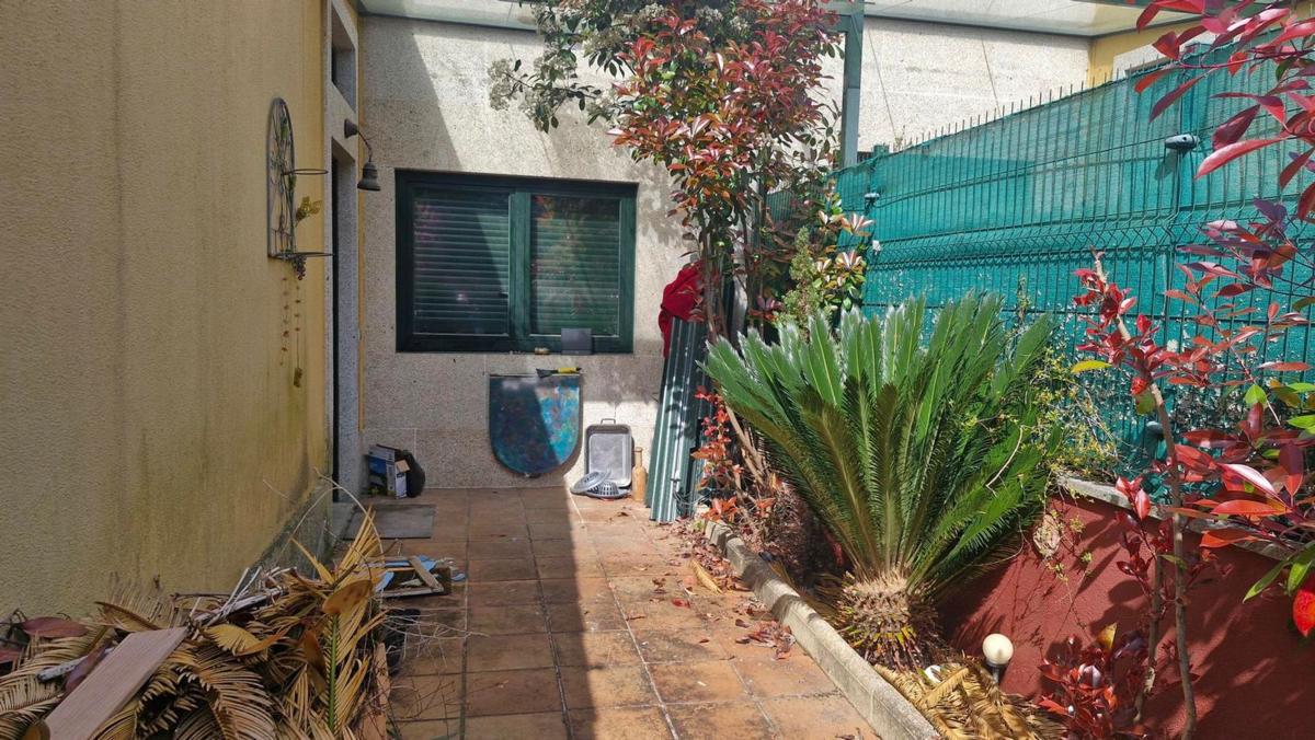 Sale of independent chalet in Camino Casal s/n, Santiago de Compostela
photo 3