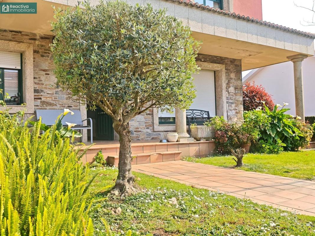 Venta de chalet independiente en Calle Fonte do Briso, Teo
 photo 2