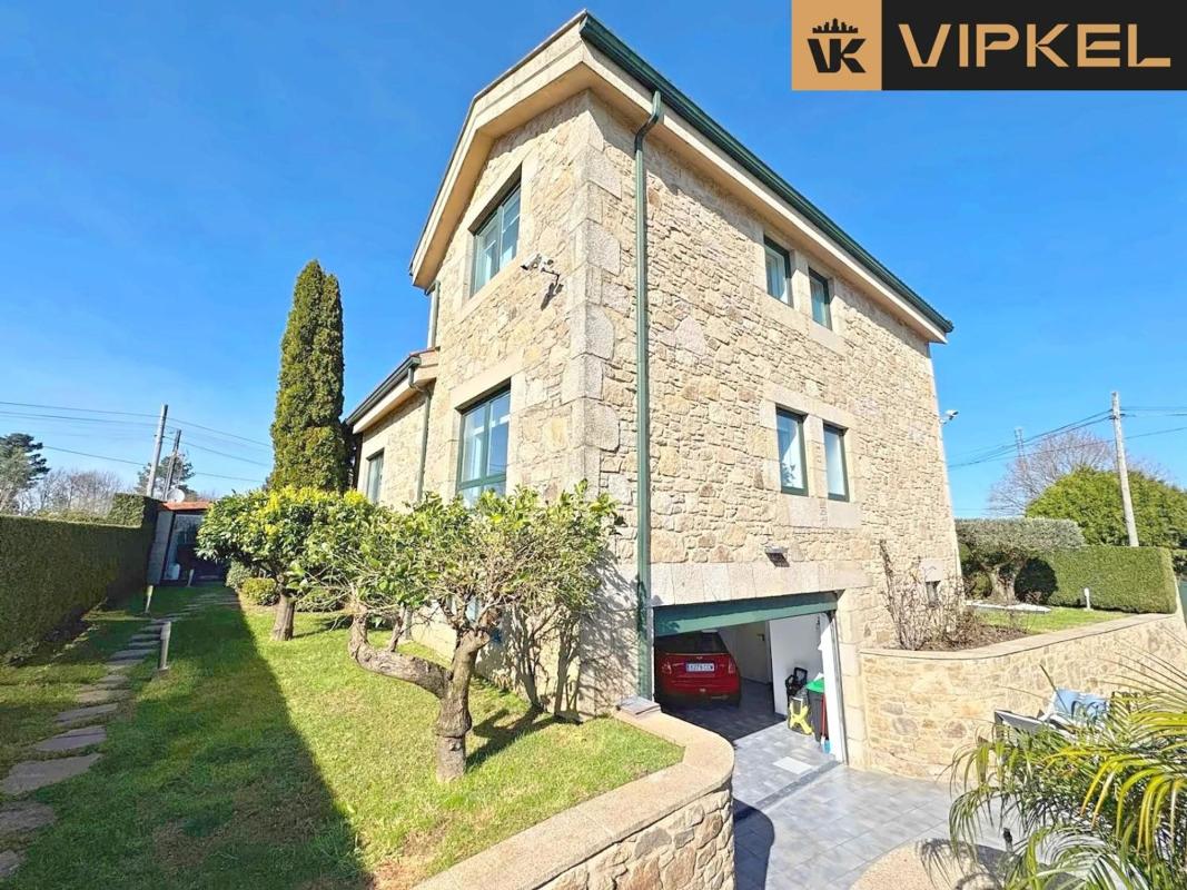 Sale of independent chalet in LG PENA, Santiago de Compostela
 photo 4