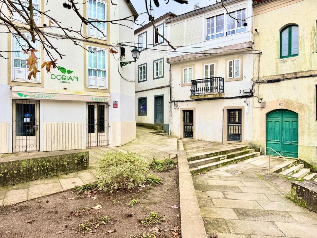 Продажа отдельного шале в  Calle do Campo das Hortas, Сантьяго-де-Компостела photo 2