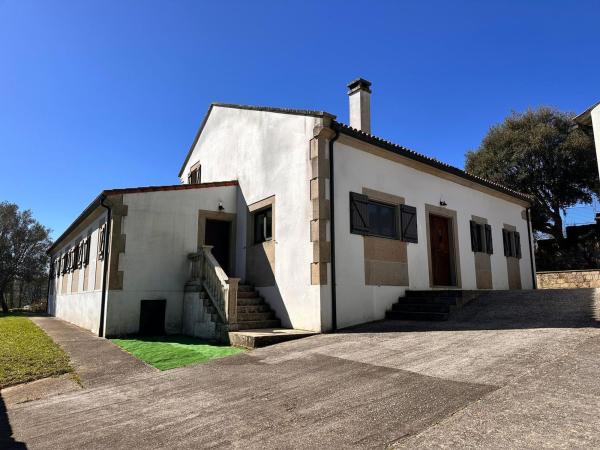Casa independiente en Vilarpiñeiro photo 2