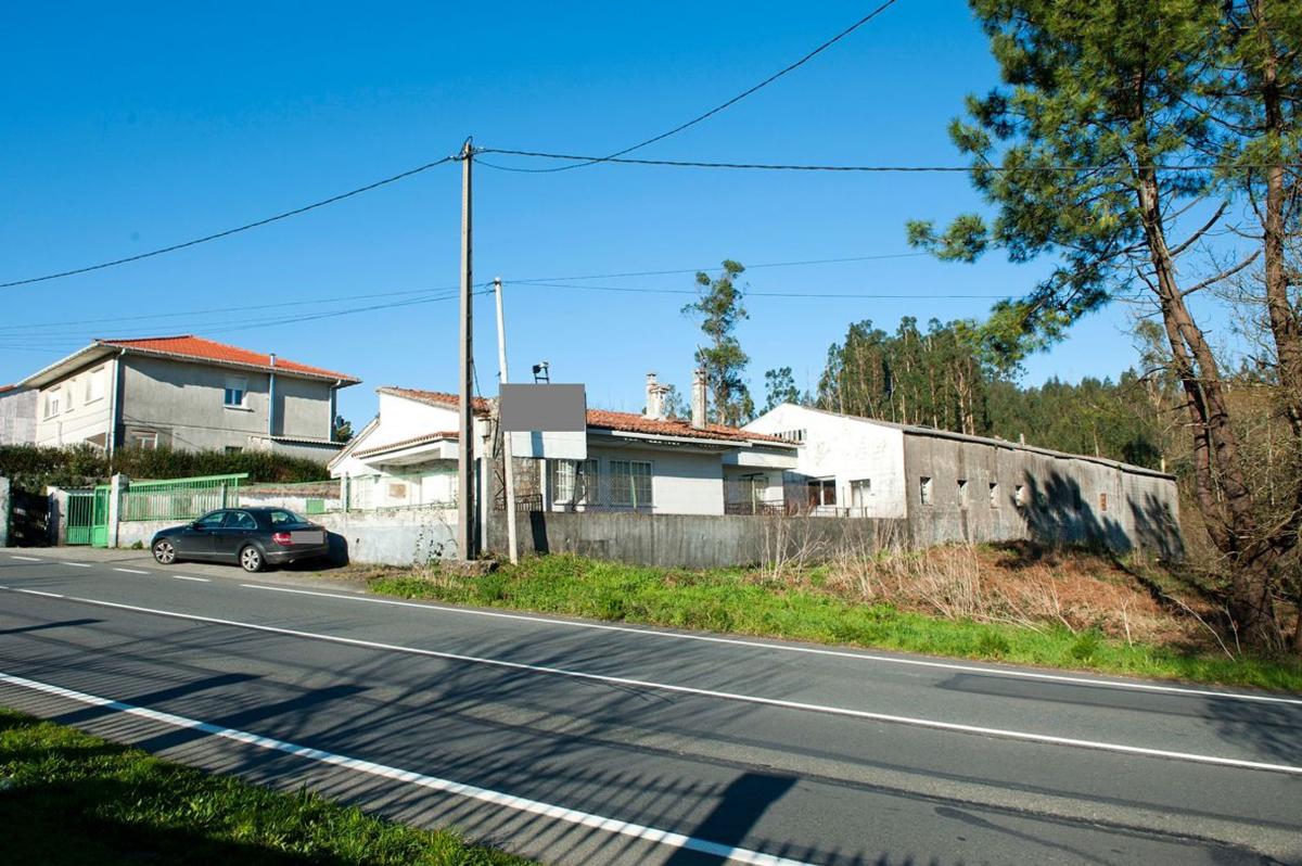 Sale of independent chalet in Campus norte - S.Caetano, Santiago de Compostela
photo 3