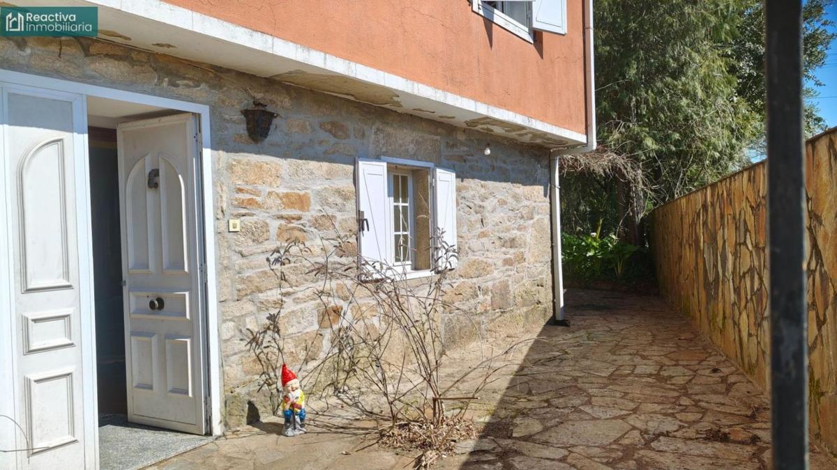 Venta de chalet independiente en Calle de Muros, Santiago de Compostela
 photo 3
