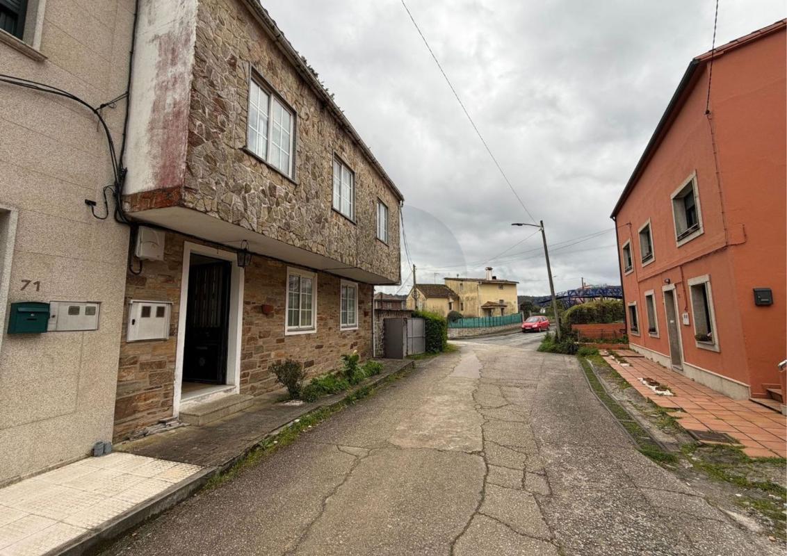 Sprzedaż szeregowego domku w Calle de Lamas de Abade , Santiago de Compostela photo 3