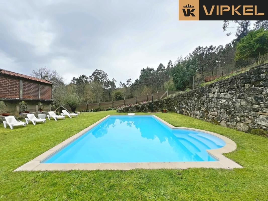 Sale of independent chalet in Lugar Coruxido, Brion
 photo 3