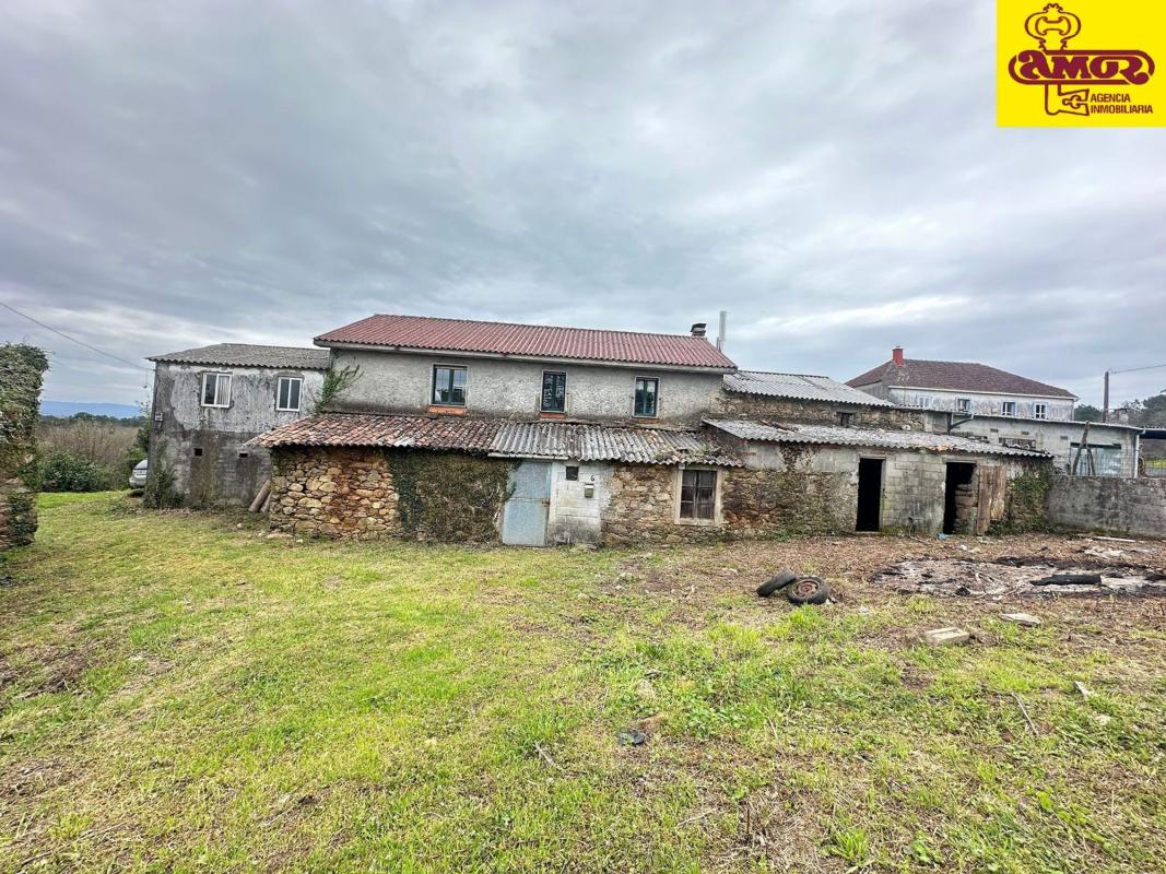 Продажа отдельного шале в  Lugar Nemenzo Arriba, Сантьяго-де-Компостела photo 2